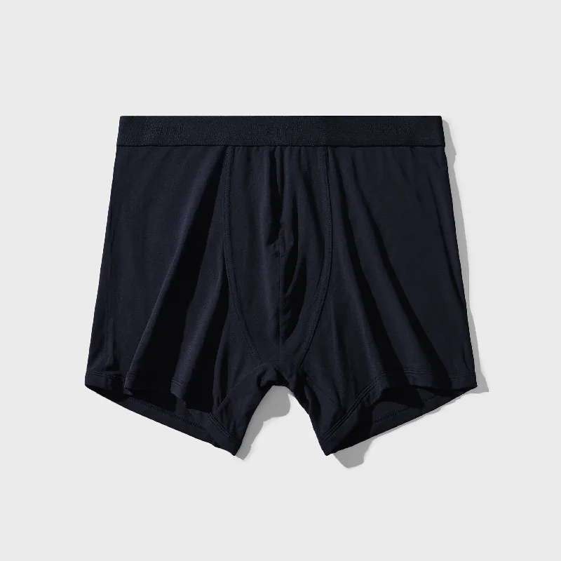 02 Black