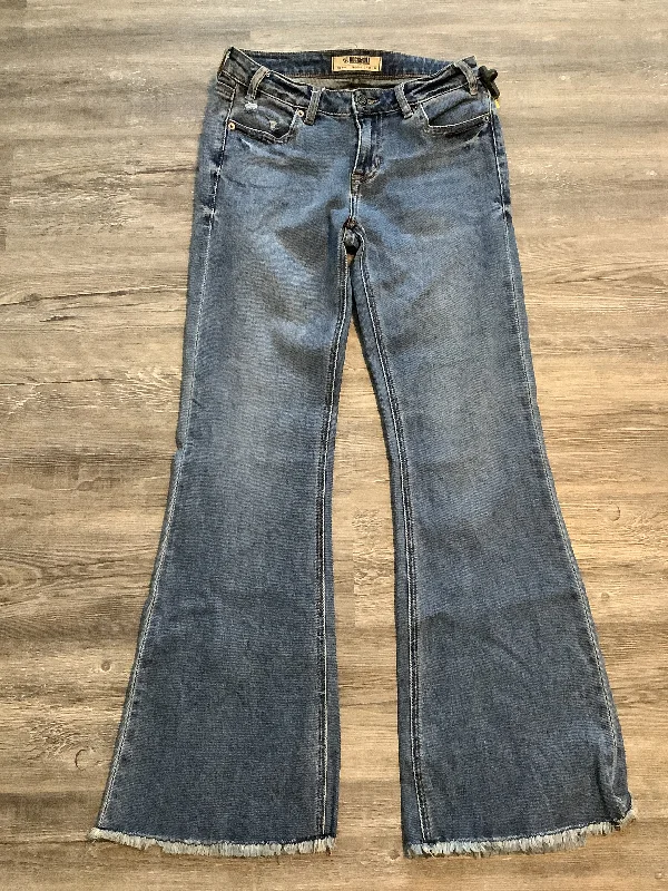 Blue Jeans Flared Clothes Mentor, Size 4