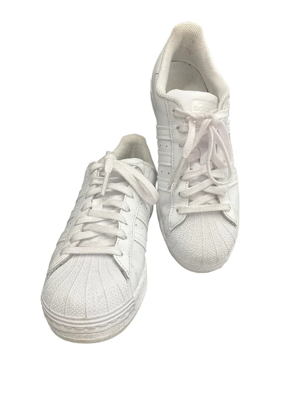 Shoes Sneakers By Adidas In White, Size: 8.5