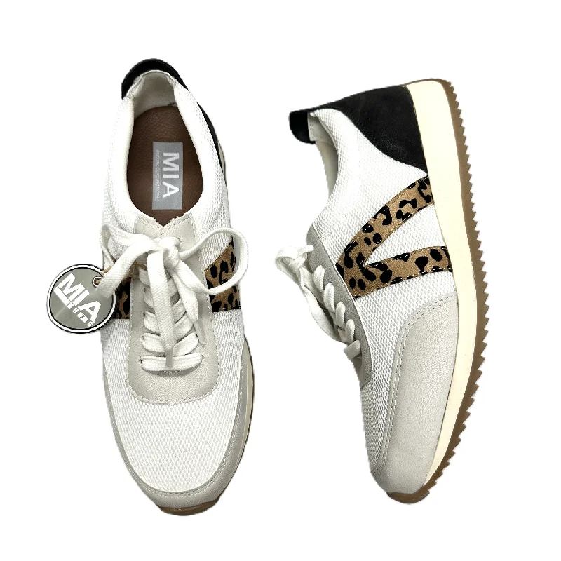 Shoes Sneakers By Mia In Leopard Print, Size: 7