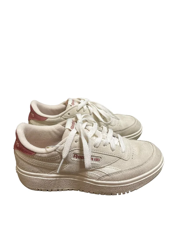 Shoes Sneakers By Reebok In White, Size: 6