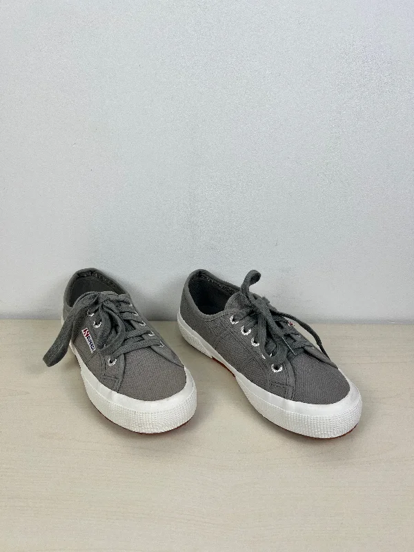 Shoes Sneakers By Superga In Grey, Size: 6