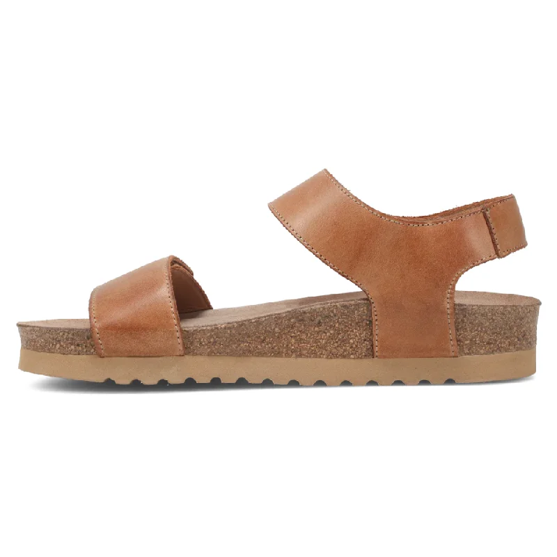 Taos Luckie Caramel Leather Sandal (Women's)