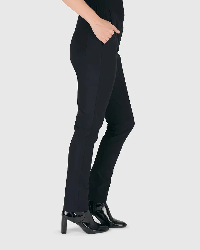 Essential Tekbika J-Pocket Slim Pants, Black