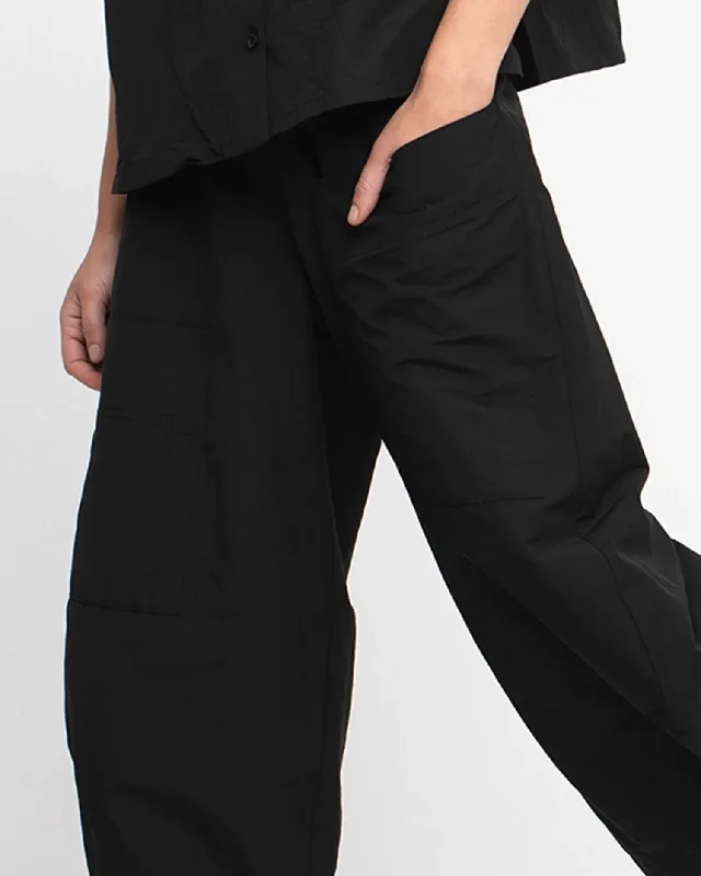 Ozai N Ku Barrel Leg Pants, Black