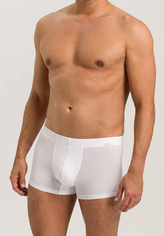 Seamless men's briefs for a smooth look under clothesCotton Essentials-Pants 2Pack