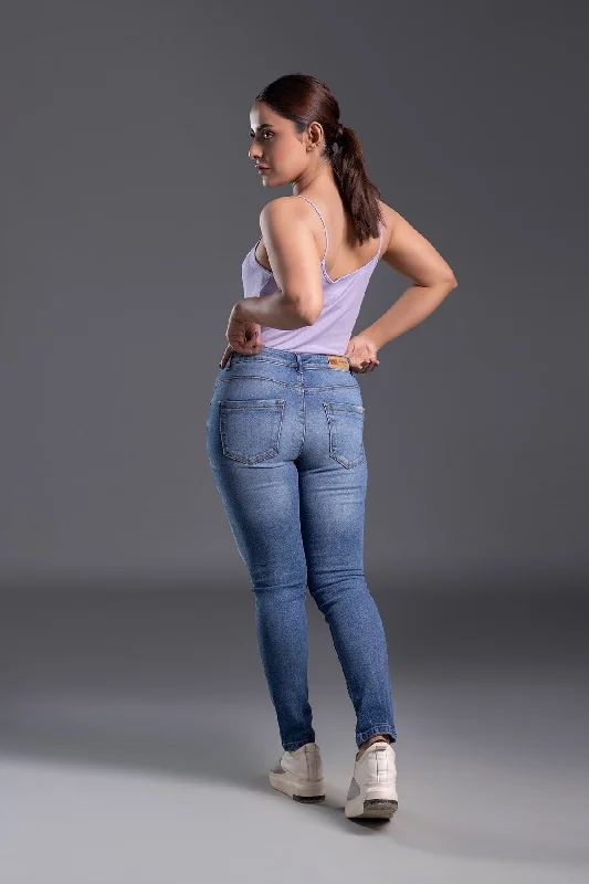 Plus Size Men's Straight Leg Jeans with Reinforced Knees for DurabilityLight Blue Jeans With Grinding (blue marlin)
