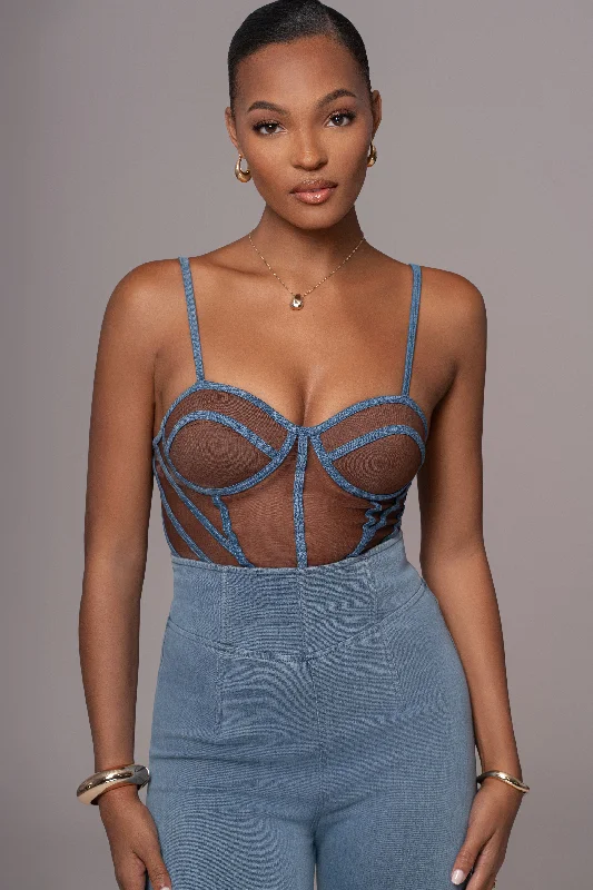 Plus Size Men's Bootcut Jeans with a Belt Loop Upgrade for a Stylish TouchDark Denim Illusion Mesh Bustier
