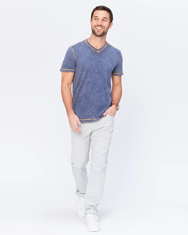 Plus Size Men's Relaxed Fit Jeans with a Faded Wash for a Vintage - Inspired LookDungeons Jersey Vee Neck Tee