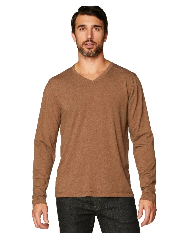 Plus Size Men's Relaxed Fit Jeans with a Faded Wash for a Vintage - Inspired LookFeathering Long Sleeve Vee