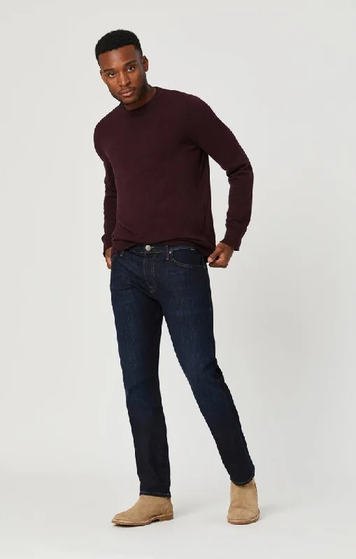Men's Jeans with a Cargo - Inspired Knee Pocket for Extra StorageMARCUS SLIM STRAIGHT LEG IN RINSE BRUSHED WILLIAMSBURG