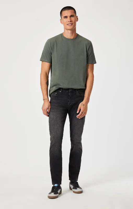 Plus Size Men's Straight Leg Jeans with Reinforced Knees for DurabilityMARCUS SLIM STRAIGHT LEG IN GREY WILLIAMSBURG