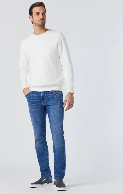 Men's Stretch Jeans with a Moisture - Wicking Lining for Active LifestylesMATT RELAXED STRAIGHT LEG IN BRUSHED WILLIAMSBURG