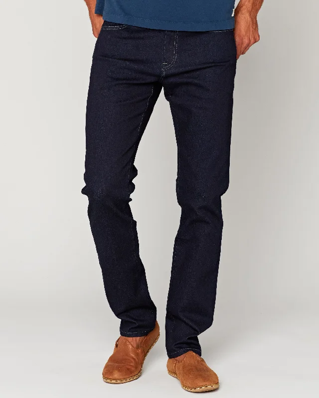 Men's Jeans with a Cargo - Inspired Knee Pocket for Extra StorageNo. 11 Classic Fit Big Drakes Flex