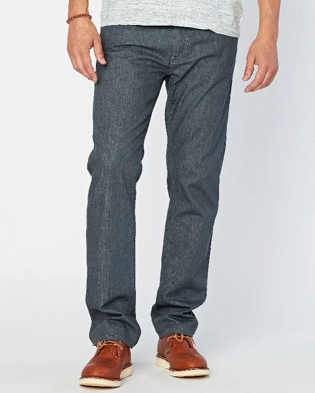 Plus Size Men's Bootcut Jeans with a Relaxed Waist for a Classic and Comfortable FitClassic Fit Donegal Rinse