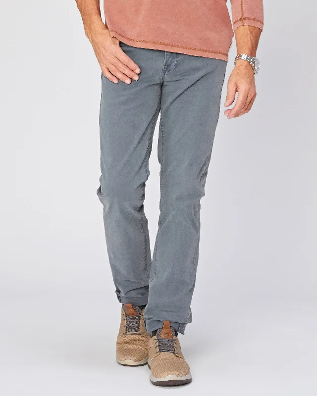 Men's Distressed Jeans with Patches for a Retro and DIY - Inspired AppearanceNo. 11 Classic Fit Topanga Twill Flex