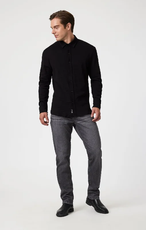 Men's Straight Leg Raw Denim Jeans for a Minimalist and Durable OptionSTEVE  ATHLETIC FIT IN MID SMOKE SUPERMOVE