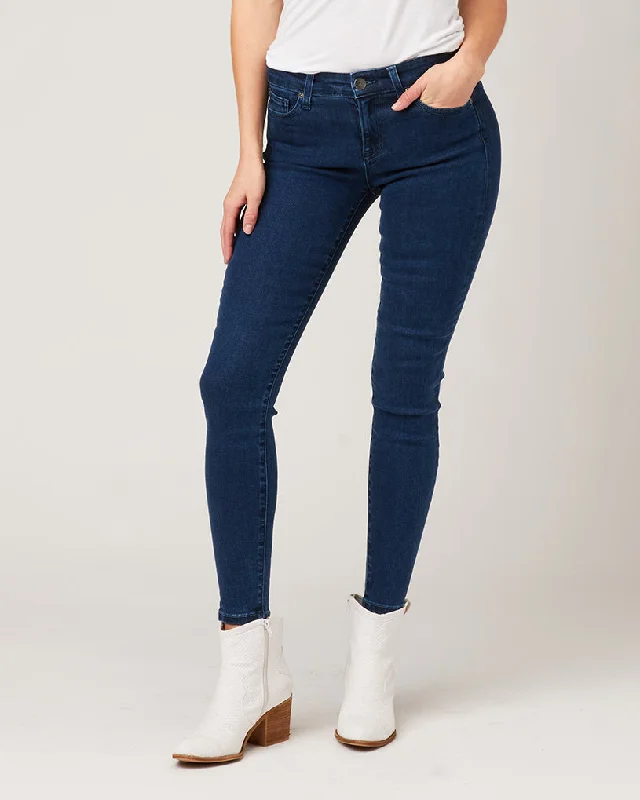 Men's Slim Fit Stretch Jeans in Dark Wash for a Modern and Comfortable LookW1 Skinny - Stanton Indigo