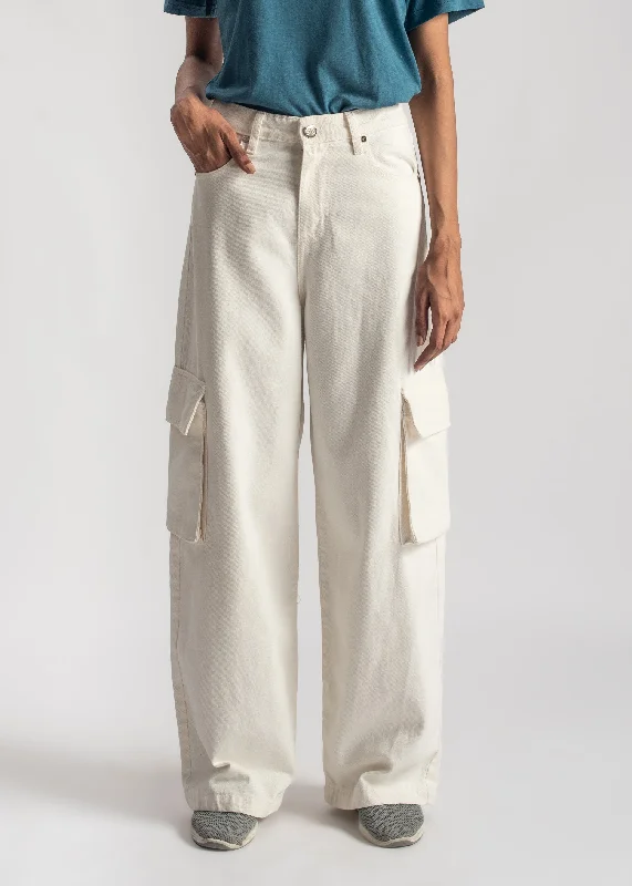 Men's Cargo Jeans with Multiple Pockets for a Practical and Outdoor - Friendly LookWhite Skater 2 Pocket Cargo Jeans