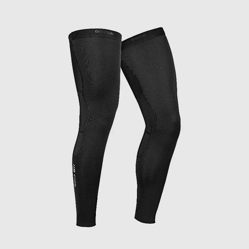 Silk men's socks for a smooth and soft touchAquaRepel 2 Water-Resistant Leg Warmers