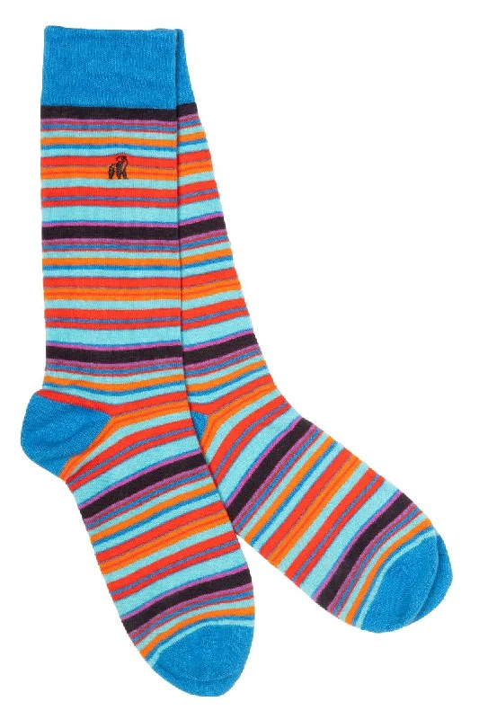 Merino wool men's socks for warmth and breathabilityBlue and Red Narrow Striped Bamboo Socks