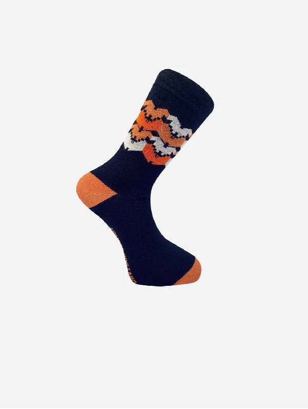 Bamboo men's socks for natural antibacterial propertiesDhaka Unisex Organic Cotton Socks | Black