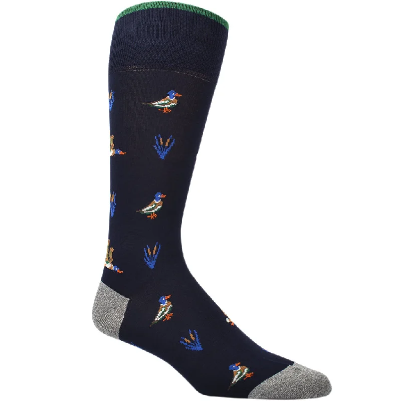 Patterned men's socks with geometric designsDS1222