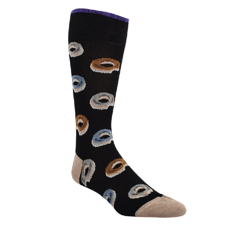 Patterned men's socks with geometric designsDS1330
