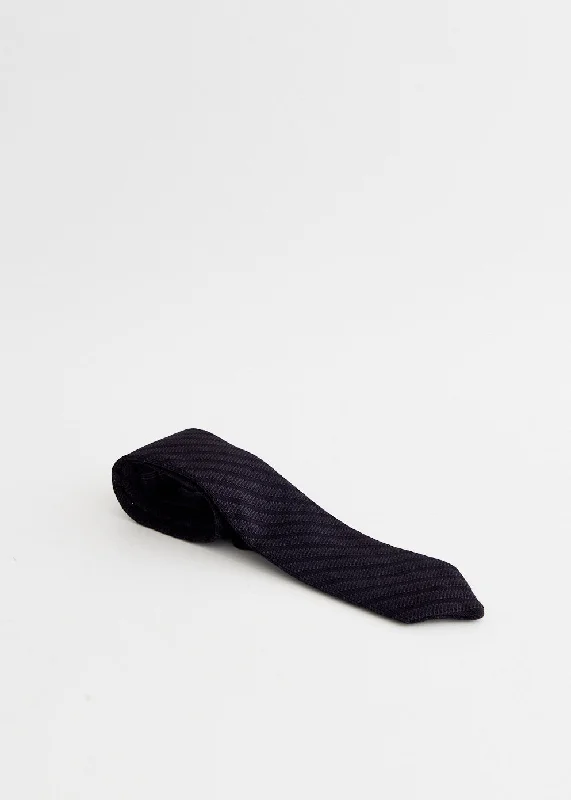 Merino wool men's socks for warmth and breathabilityFormal Tie