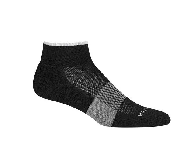 Moisture - wicking men's socks for drynessIcebreaker Multisport Light Mini - Women's