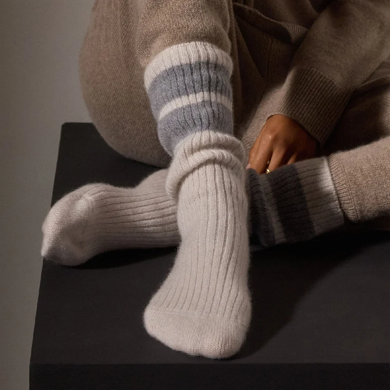 Diabetic men's socks for proper circulationLong Chunky Cashmere Sock - Pearl/Heather Grey