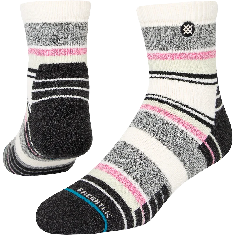 Bamboo men's socks for natural antibacterial propertiesWomen's Pack It Up Quarter