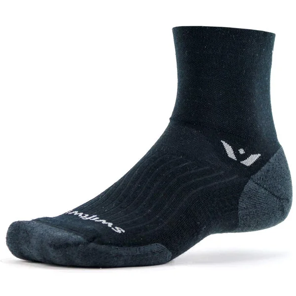 Running men's socks for sports performancePursuit Four