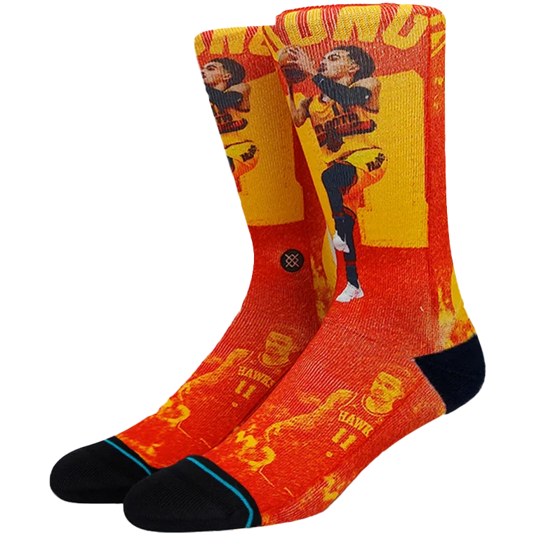 Stretchable men's socks for a flexible fitScratched Trae