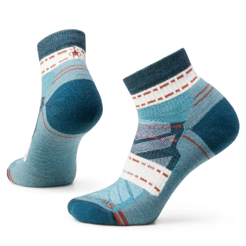 Diabetic men's socks for proper circulationSmartwool Hike Light Cushion Ankle Margarita - Women's