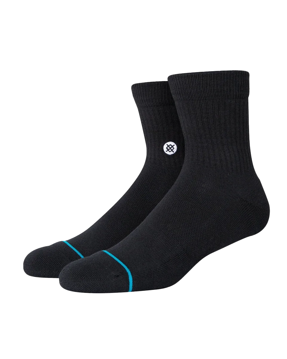 No - show men's socks for wearing with loafersIcon Quarter Socks in Black