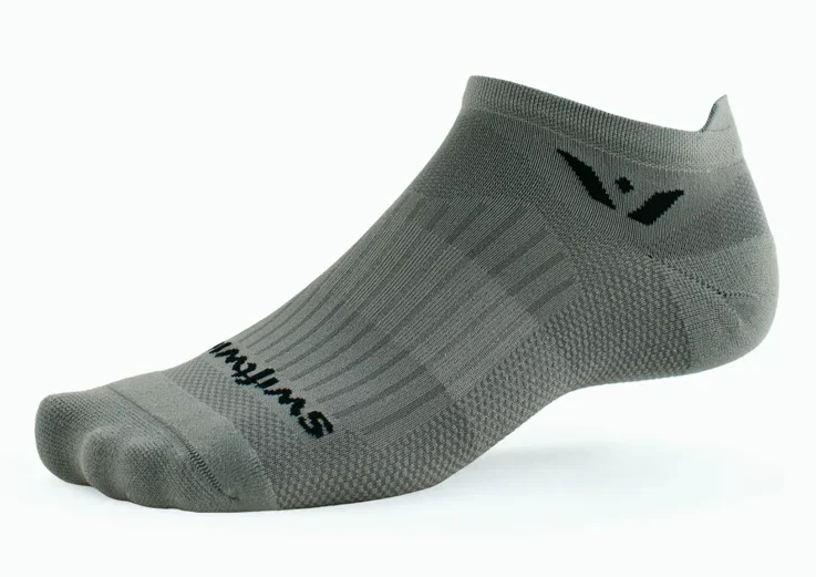 Diabetic men's socks for proper circulationSwiftwick Aspire Zero Tab Sock