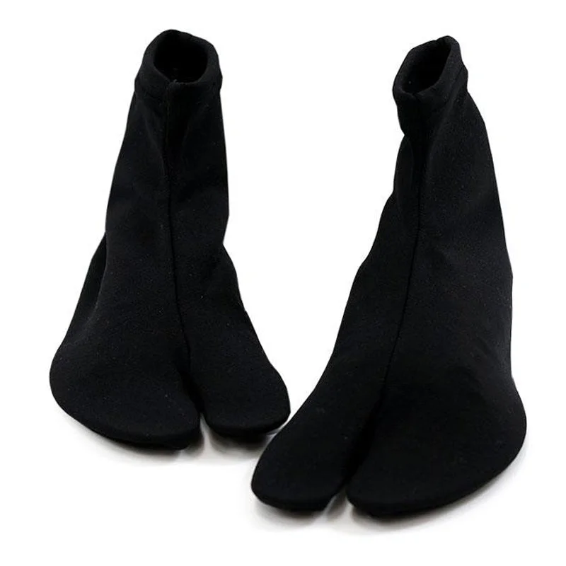 Silk men's socks for a smooth and soft touchTabi Socks Black 22-25cm