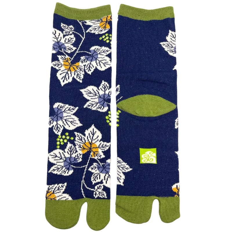 Diabetic men's socks for proper circulationTabi Socks Grapes Blue