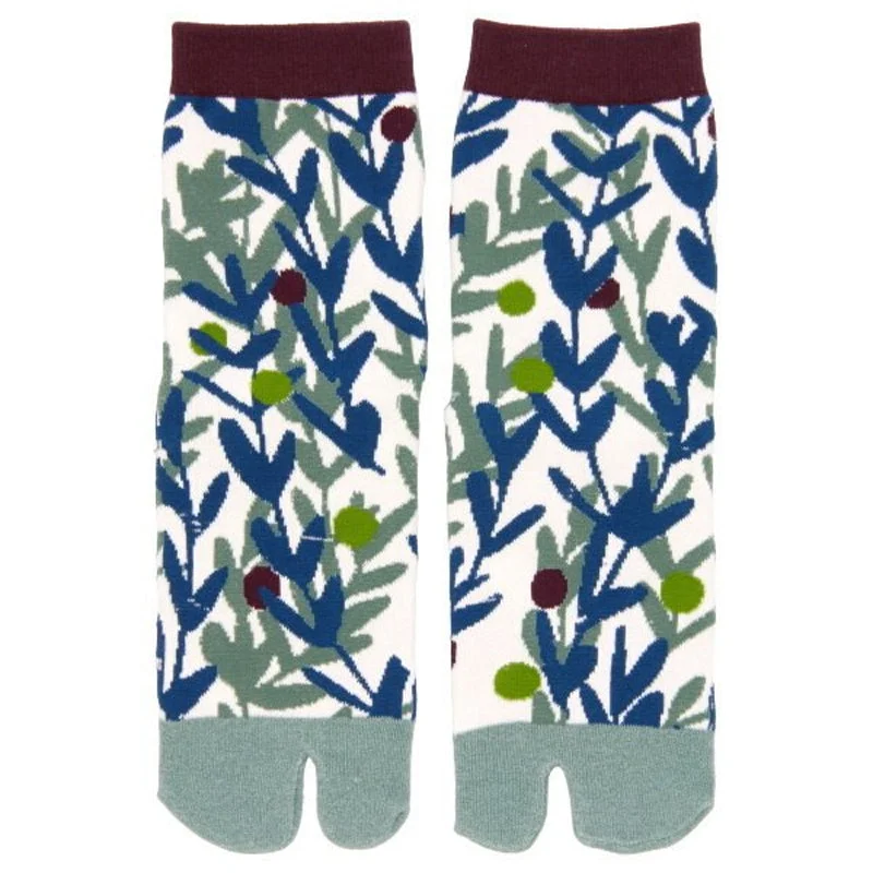 Diabetic men's socks for proper circulationTabi Socks Kashin Olive
