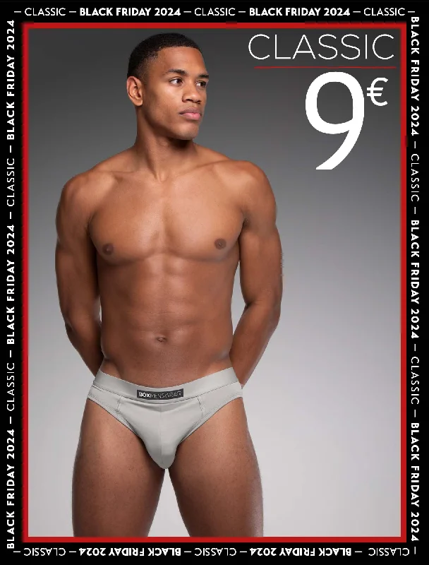 Low - cut men's briefs for a discreet appearanceAcademy Briefs - League