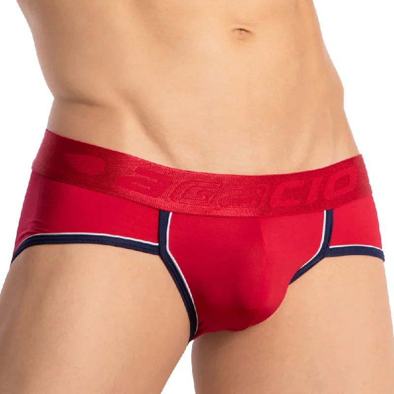 Low - cut men's briefs for a discreet appearanceAgacio AGJ040 Contoured Pouch Brief Navy