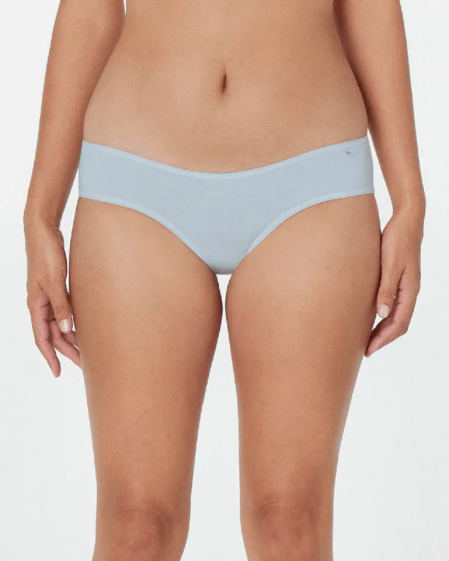 Silky men's briefs for a luxurious feelClemence Midi