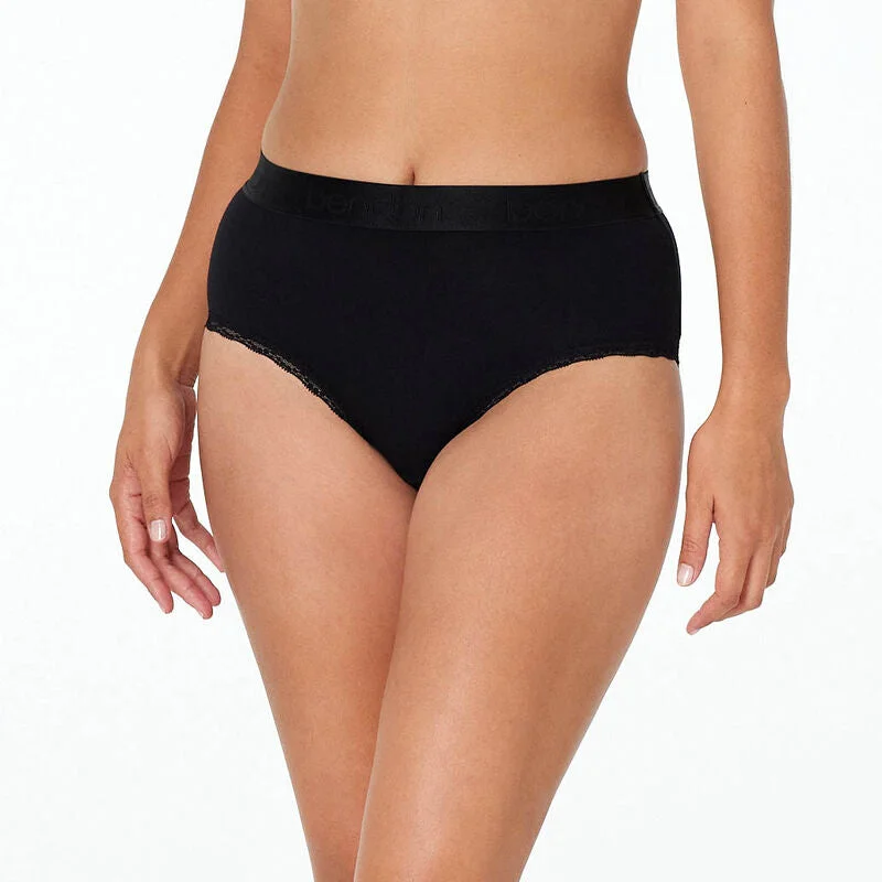 Light - weight men's briefs for summer wearCotton Logo Full Brief