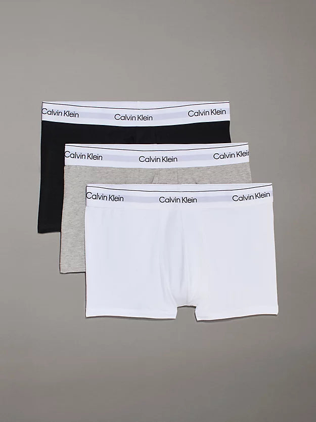 Cotton men's trunks for a comfortable fitCalvin Klein 3 Pack Men's Modern Cotton Trunks - Grey Heather/White/Black