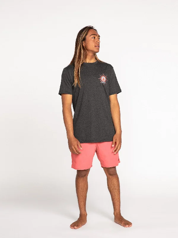 Athletic - grade men's trunks for sportsCenter Trunks - Living Coral