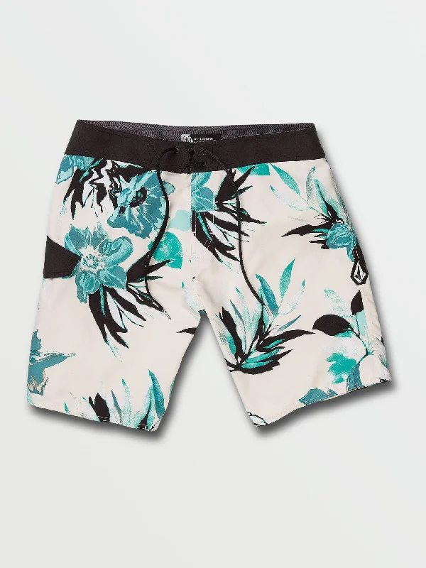 Soft - touch men's trunks for a gentle feelMarble Floral Mod-Tech Trunks - Whitecap Grey