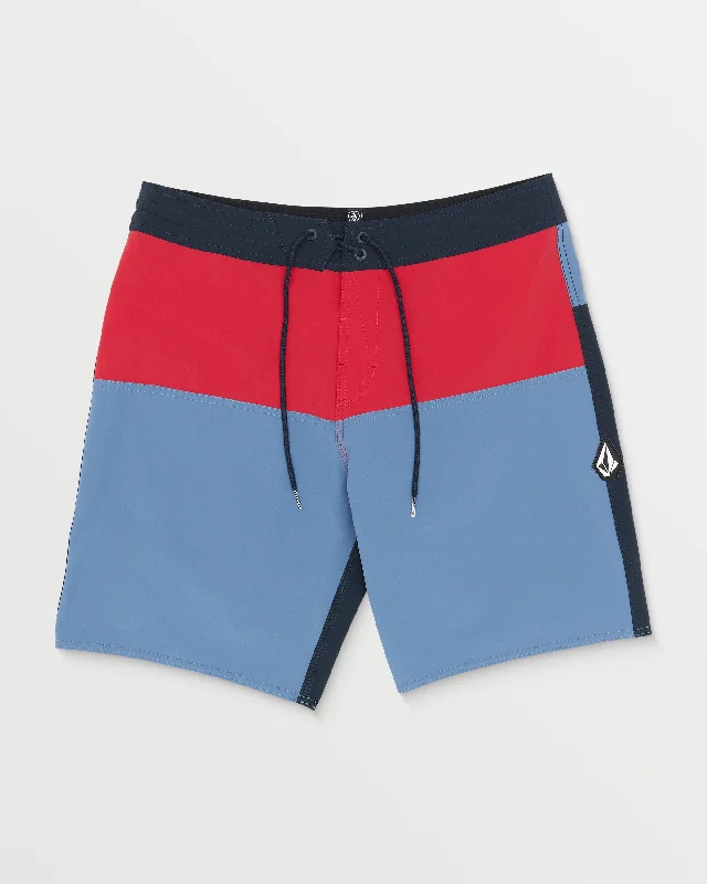 Men's trunks with a reinforced crotch areaRetriever Liberator Trunks - Blueberry