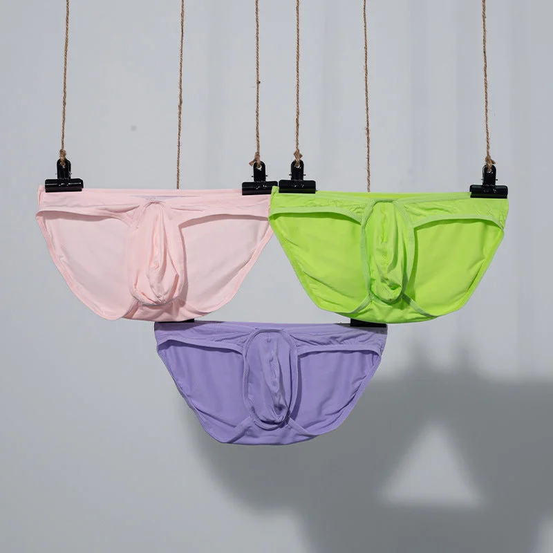 Silky men's briefs for a luxurious feelSolid Color Low Rise Men's Sexy Bikini Underpants