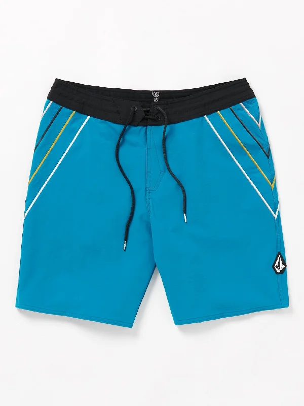 Men's trunks with a contoured pouch designVolcom Stone Liberator Trunks - Ocean Teal Men's trunks with a contoured pouch designVolcom Stone Liberator Trunks - Ocean Teal